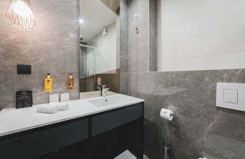 Podgorica Hotel | Elegant Haven w/City Views – Breakfast, Parking, Private Balcony