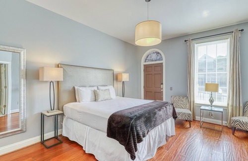 Old West Broad Neighborhood House | Elegant Home in Historic District with Gourmet Kitchen and WiFi