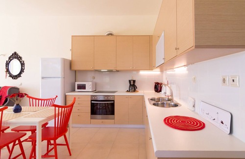 Skotino House | Elegant House Close To The Beach
