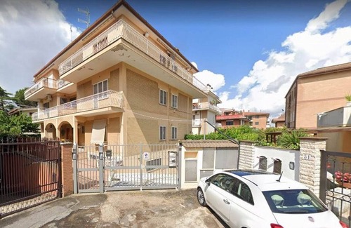 Zona XIX Casal Morena Apartment | Elegant lodging with garden,A/C,high speed Wi-Fi,near Metro Anagnina,Rome suburb