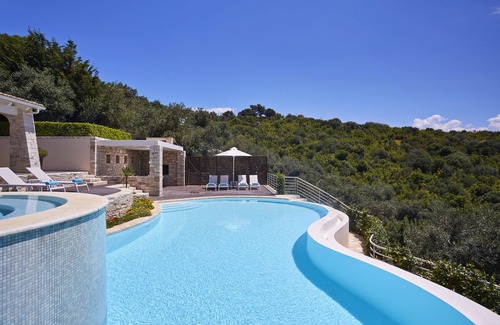 Petaleia Villa | Elegant Luxurious Villa With Breathtaking Sea Views & Fabulous Infinity Pool