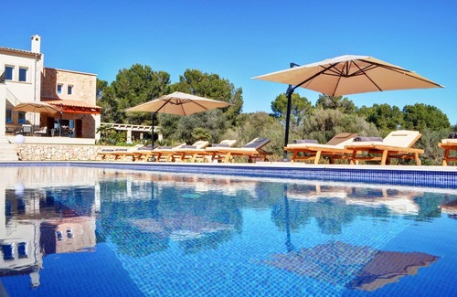 Portocolom Villa | Elegant Mallorca Home | Can Estera | 6 bedrooms all En-suite | Extra Large.