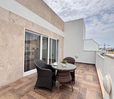 Il-Balluta Apartment | Elegant Penthouse in St Julians STJ28