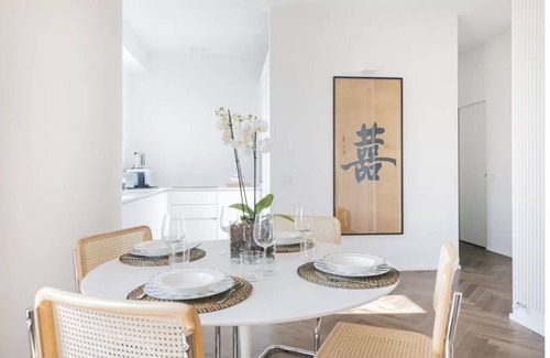 Central Station Apartment | Elegant Penthouse with Perimeter Terrace and Panoramic Views in Milan