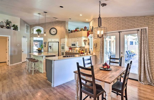 Tierra Norte House | Elegant Peoria Home: Pool, Putting Green, Fire Pit