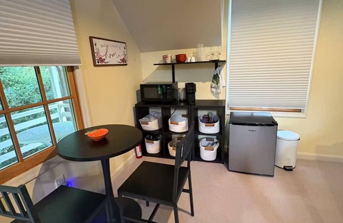 Swarthmore Apartment | Elegant, private getaway