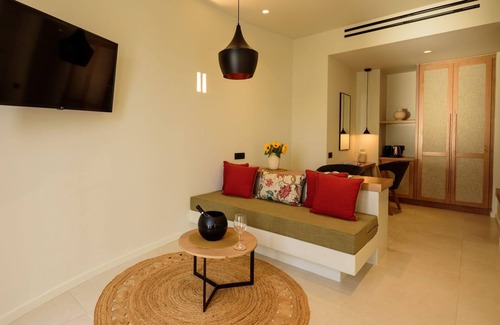 Akrotiri Villa | Elegant Santorini Suite | Lume Suite | Senior Suite with Private Pool and Hot.