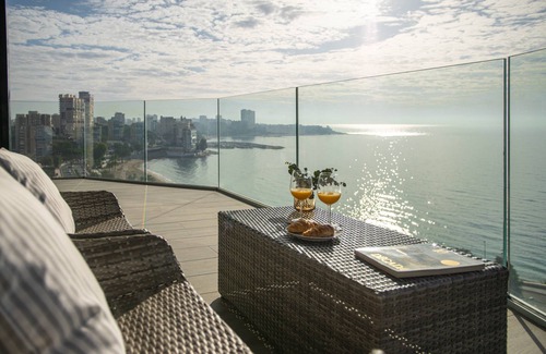 L'Albufereta Apartment | Elegant sea front EAST WIND APARTMENT