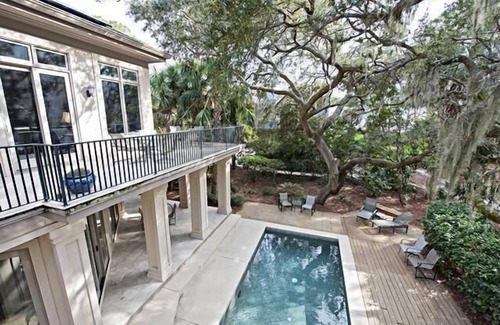 Oceanside House | Elegant & spacious 5-Bdrm home w/private pool & spa, steps to beach
