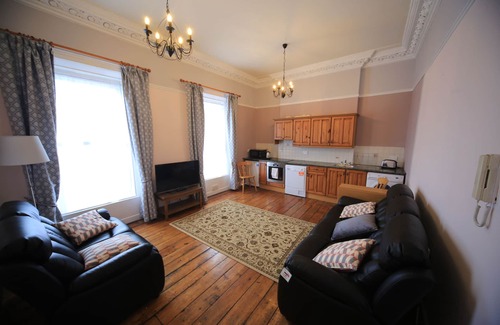 Terenure Apartment | Elegant,split-level apt. in Victorian era property
