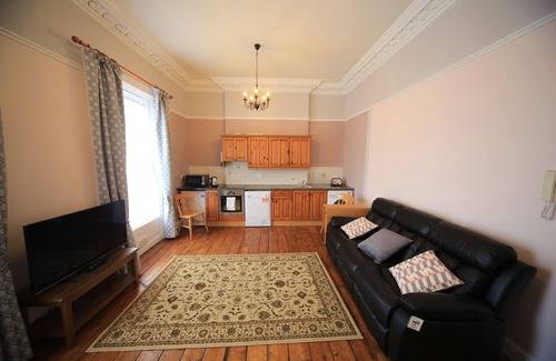 Terenure Apartment | Elegant,split-level apt. in Victorian era property
