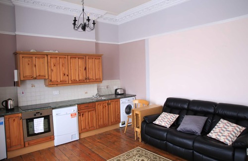Terenure Apartment | Elegant,split-level apt. in Victorian era property