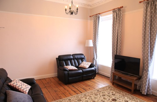 Terenure Apartment | Elegant,split-level apt. in Victorian era property