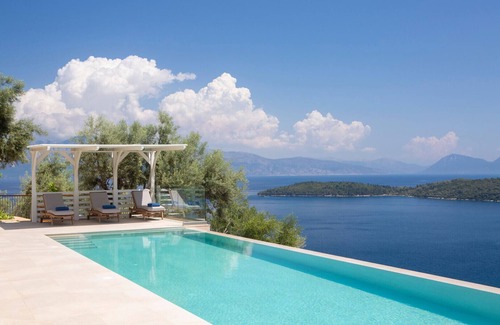 Perigiali Villa | Elegant stone-built Villa, with heated pool and amazing view