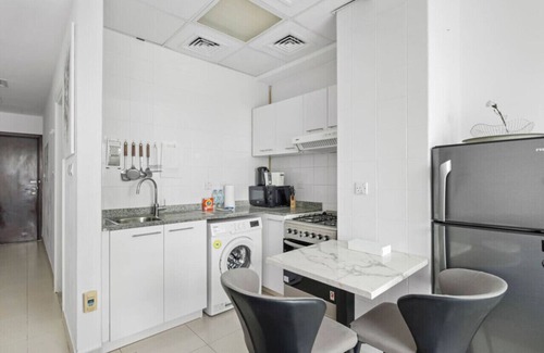Al Quoz 4 Apartment | Elegant Studio | Ideal community for family