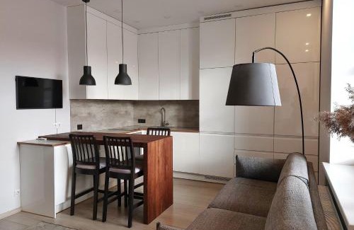 Old Town Apartment | Elegant Studio on Market Square