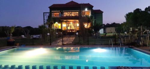 Laghnimyene Villa | Elegant Villa in Laghnimyene with Private Pool