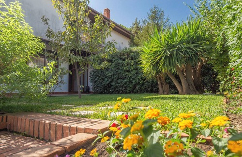 Tremestieri Etneo Villa | Elegant Villa with Garden between Catania and Etna