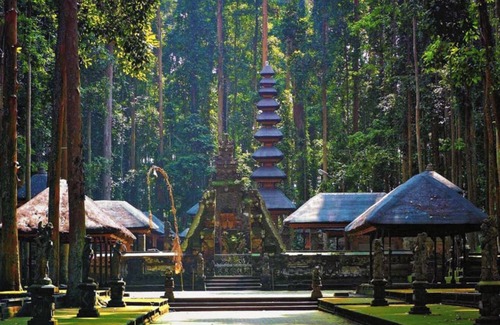 Ubud Villa | Elegant Villa in Bali