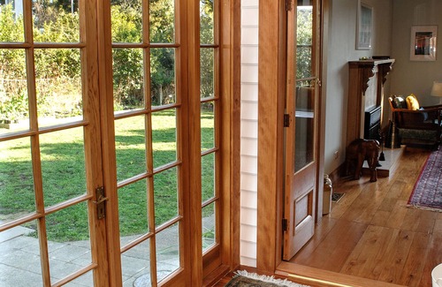 Nelson House | Elegant Villa Nestled In The Trees