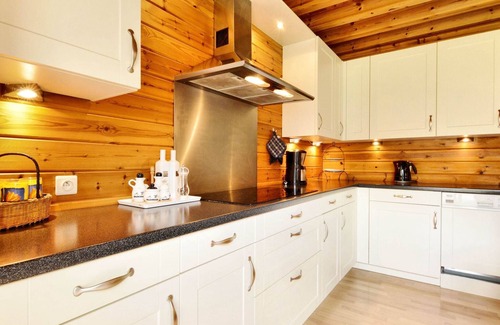 Septon Ski Chalet | Elegant Villa with Sauna