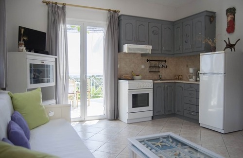 Agios Eleftherios Villa | Elegant villas with amazing sea view - just 1,5 km from the beach!
