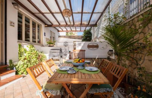 Province of Cagliari Villa | Elegante Villa Lu' centro Città a 10 minuti dal mare