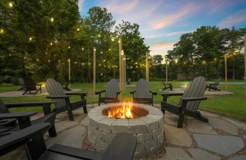 Canadensis House | Elements Pocono Modern | Firepits | Pet Friendly