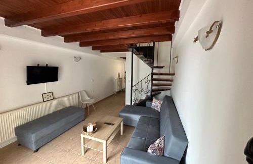 Kamena Vourla Apartment | Elena maisonette by the sea (2)