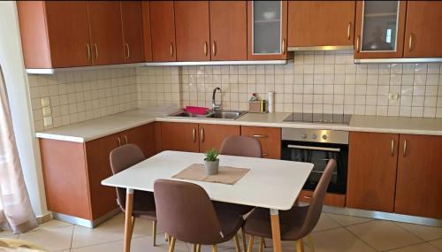 Loutra Oraias Elenis Apartment | Eleni Blue View - Comfort Stay