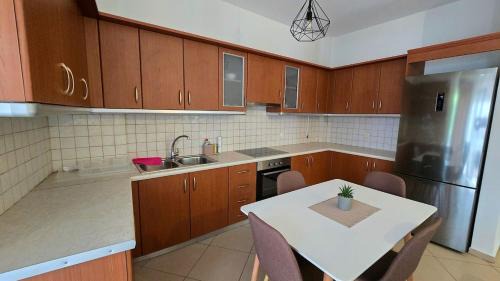 Loutra Oraias Elenis Apartment | Eleni Blue View - Comfort Stay