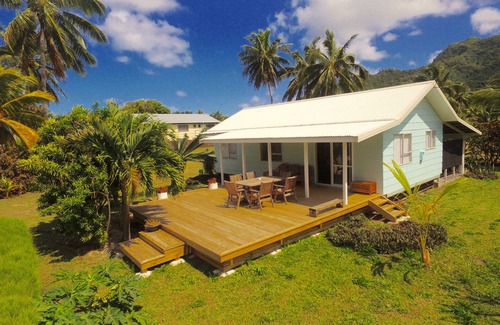 Tapere of Titikaveka House | Eleni House at Tikioki Beach - 20metres from the marine sanctuary