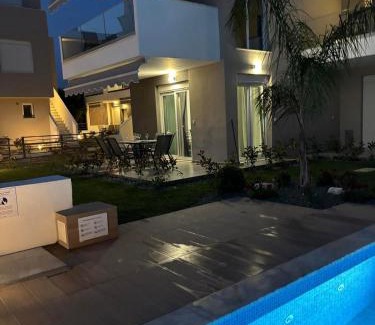 Ofrinion Apartment | Elenidanaib