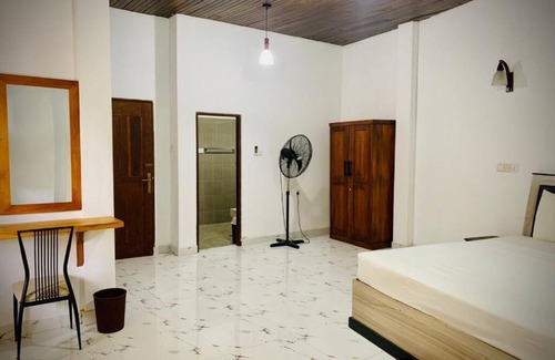 Pinnawala Hotel | Elepath Lodge - Pinnawala
