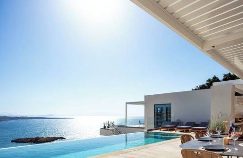 Chorafakia Villa | Elevate your Seascape: Infinity Blue, 250m from a Sandy Beach by etouri