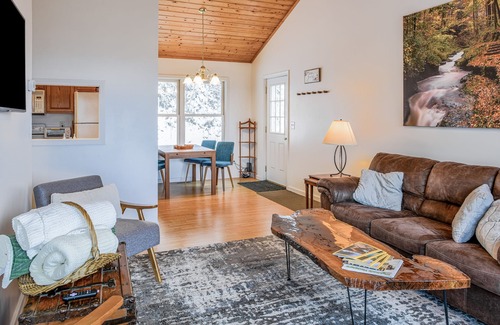 Cullowhee Cabin | Elevated mountain-view cabin with private hot tub, 2 decks, firepit, & grill