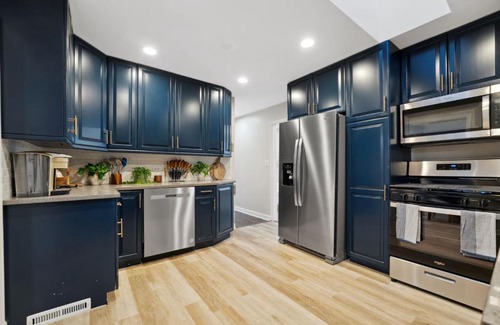 Addison House | Elevated Stay 3BR in Addison