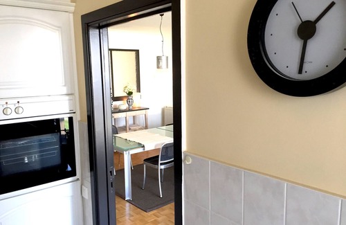 South Antwerp Apartment | Elevator, view, comfort. top location: min.3months