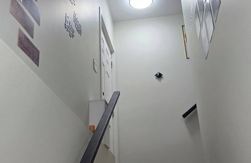 Saskatoon House | ELI'S NEST