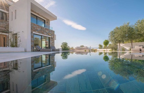 Loutraki-Agioi Theodoroi Apartment | Elia Cove Luxury Residence with Private Pool