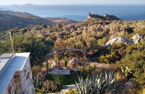 Agios Vasileios Villa | Elia Petra - Beautiful 4 bed Villa amongst its own Olive Grove with Hot Tub