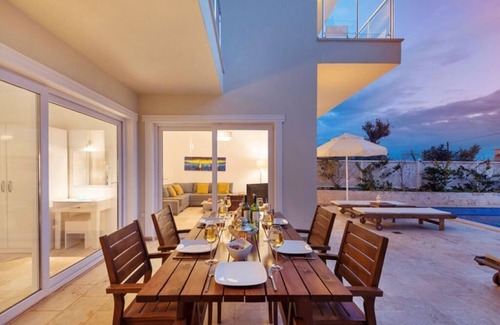 Kalkan Apartment | Elif Sunninghill 3 bed Duplex Apartment With Large Private Pool and sun Terrace