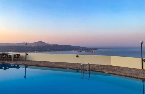 Megala Chorafia House | Elijah traditional house, Aptera