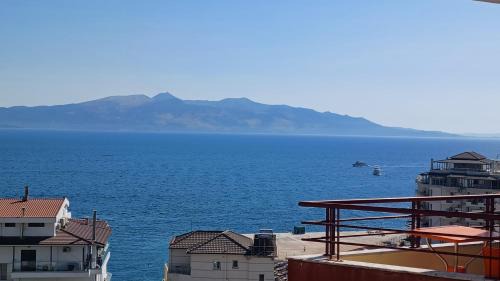 Kodrra Apartment | Elinas apartment with amazing sea view from 2 BALCONIES!