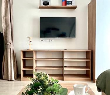 Bang Na Apartment | Elio Sukhumvit 64: Chic Space