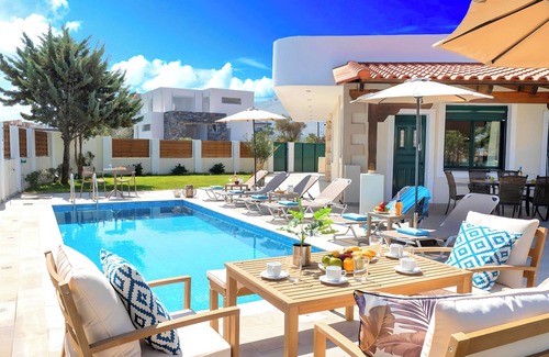 Kavros Villa | Eliomar Beachside Villa
