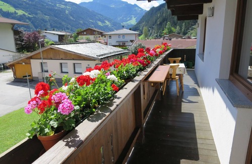 Aschau Im Zillertal Apartment | Elisabeth by Interhome