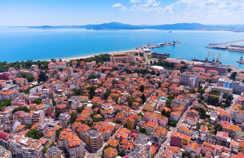 Old Town Apartment | Elite Apartments is located in the old town of Pomorie