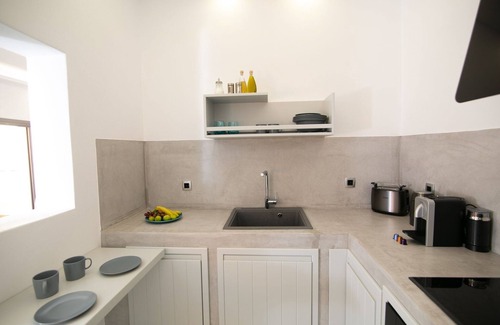 Exomytis Villa | Elite Santorini Villa | Aegean Melody Suites | Elegant Suite | 1 Bedroom |.