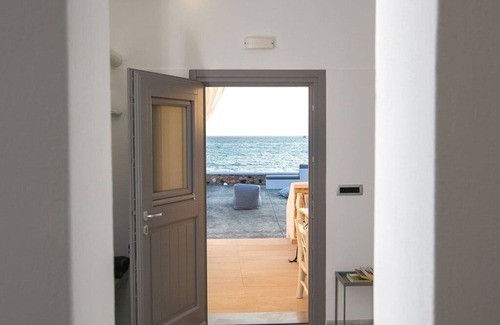 Exomytis Villa | Elite Santorini Villa | Aegean Melody Suites | Elegant Suite | 1 Bedroom |.